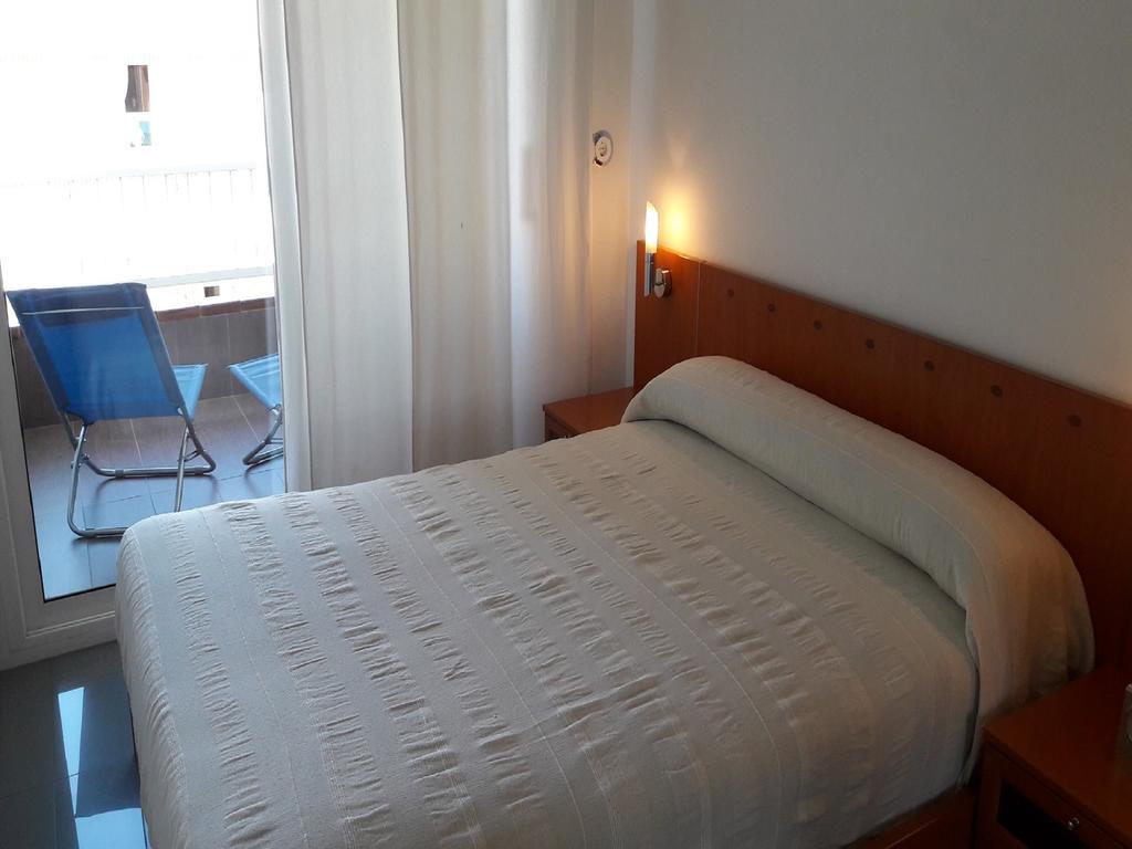 Apartamento Sol- Fanals Διαμέρισμα Λορέτ Ντε Μαρ Εξωτερικό φωτογραφία